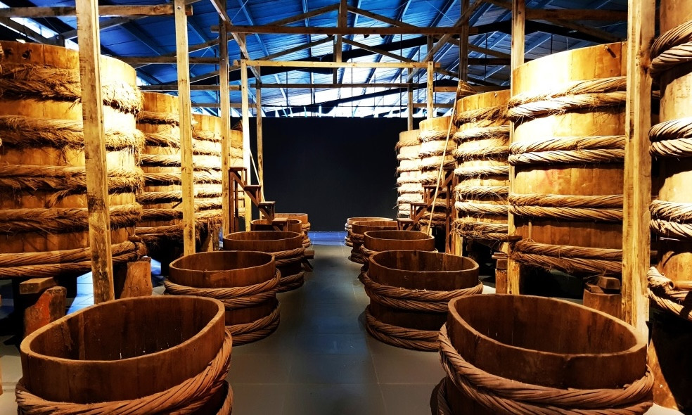 Lò nước mắm tại Phan Thiết (TL) Lò nước mắm tại Phan Thiết (TL)