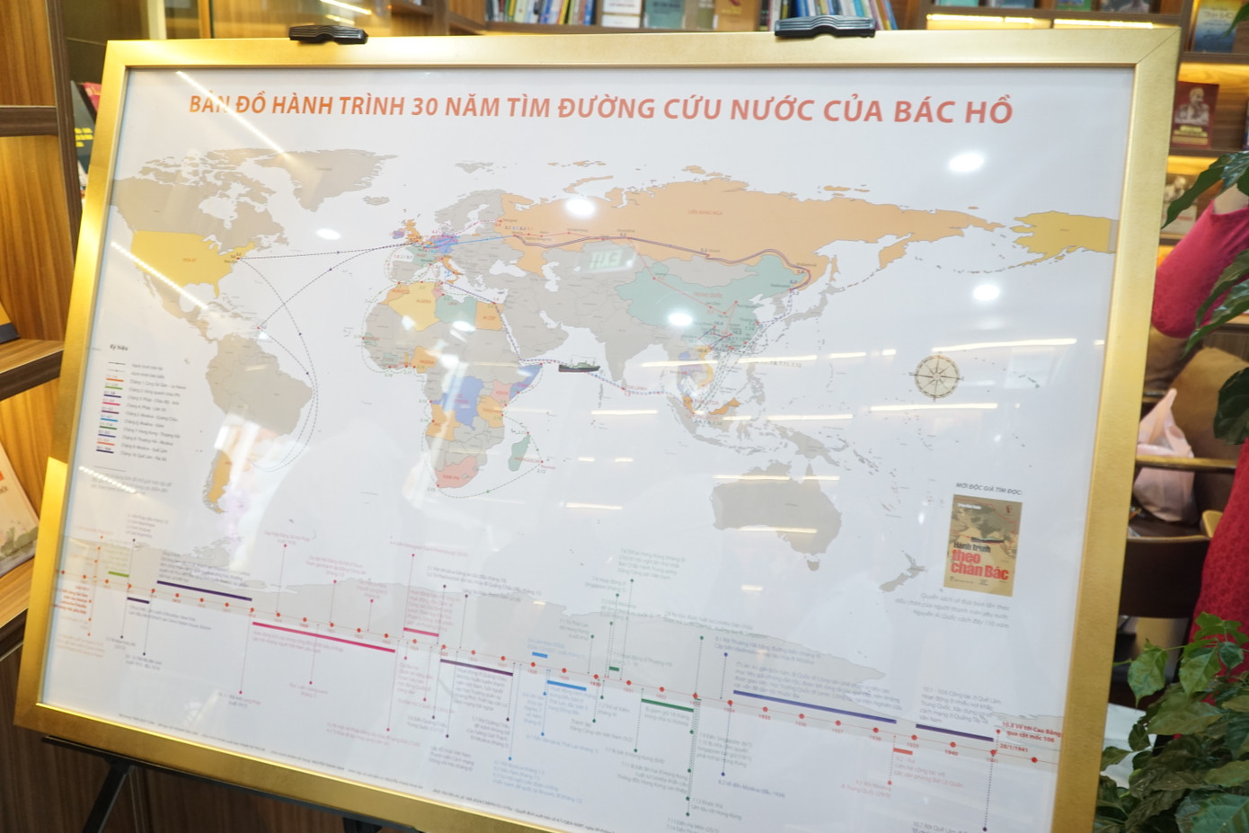 Bản đồ miêu tả hành trình đi tìm đường cứu nước của Bác Hồ