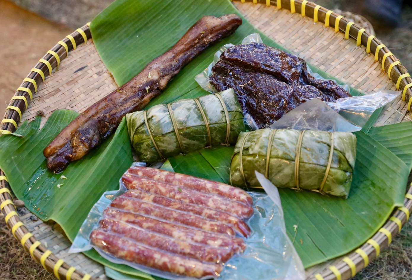 Đặc sản ĐBSCL tại lễ hội Văn hóa Ẩm thực, Món ngon Saigontourist Group 2024 (Duy Anh)