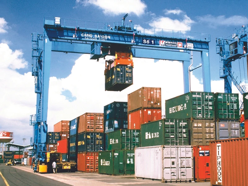 Tăng trưởng kinh tế của VN phụ thuộc rất lớn vào hội nhập quốc tế từ lợi thế của các FTA mang lại . Tăng trưởng kinh tế của VN phụ thuộc rất lớn vào hội nhập quốc tế từ lợi thế của các FTA mang lại