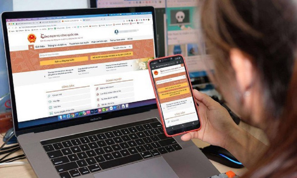 Từ nay, người tham gia BHXH tự nguyện có thể đăng ký tham gia, nộp tiền trực tuyến trên Cổng Dịch vụ công quốc gia. Từ nay, người tham gia BHXH tự nguyện có thể đăng ký tham gia, nộp tiền trực tuyến trên Cổng Dịch vụ công quốc gia.