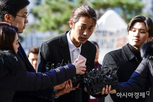 Những scandal tình dục của showbiz Hàn ‘rúng động’ truyền thông quốc tế ảnh 2