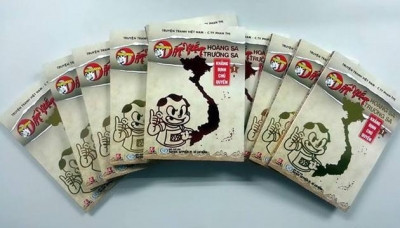 Bộ truyện tranh Thần đồng Đất Việt về Hoàng Sa-Trường Sa được TS Nguyễn Nhã mang đi giới thiệu ở châu Âu vào đầu tháng 9 
