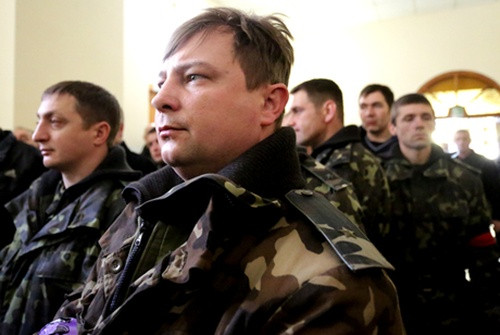 Lễ tang chung hai người lính Ukraine và Crimea ảnh 4