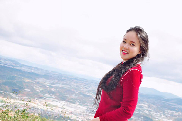 Thiếu nữ cao 1m61 và câu chuyện nuôi mái tóc đặc biệt dài gần 2m ảnh 3