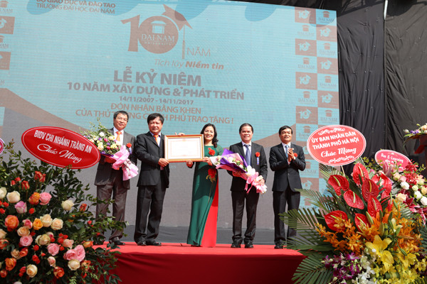 Đại học Đại Nam tưng bừng kỷ niệm 10 năm thành lập ảnh 1