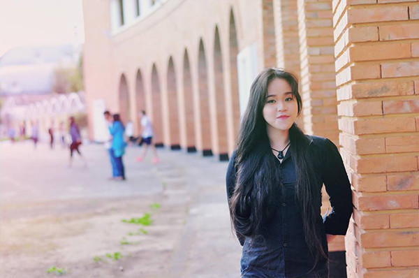 Thiếu nữ cao 1m61 và câu chuyện nuôi mái tóc đặc biệt dài gần 2m ảnh 7