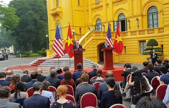 Ba ngày 'chạm tới trái tim' Tổng thống Mỹ Donald Trump ảnh 15