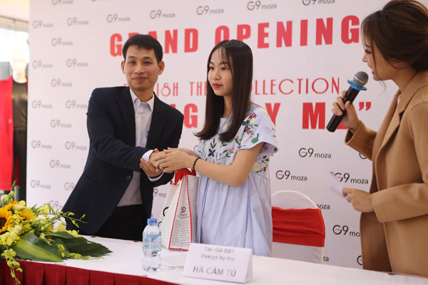 NSND Lan Hương dẫn 'các con' xem thiết kế từ xương cá ảnh 2