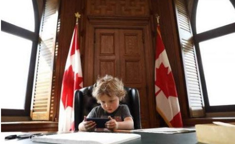 Vì sao “soái ca” chính trị gia Canada trở thành thần tượng của giới trẻ ảnh 3