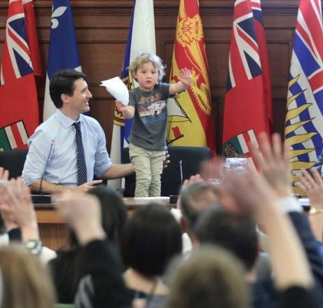 Vì sao “soái ca” chính trị gia Canada trở thành thần tượng của giới trẻ ảnh 1