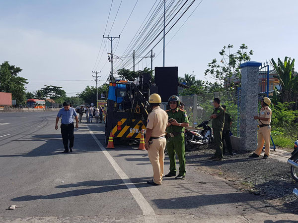 BOT Cai Lậy thu phí trở lại, tài xế hú còi inh ỏi khi qua trạm ảnh 3