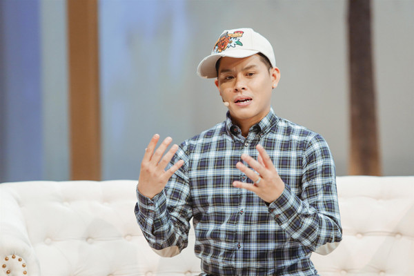 John Huy Trần hạnh phúc với bạn trai hiện tại và sẽ cưới sau 8 năm gắn bó ảnh 2