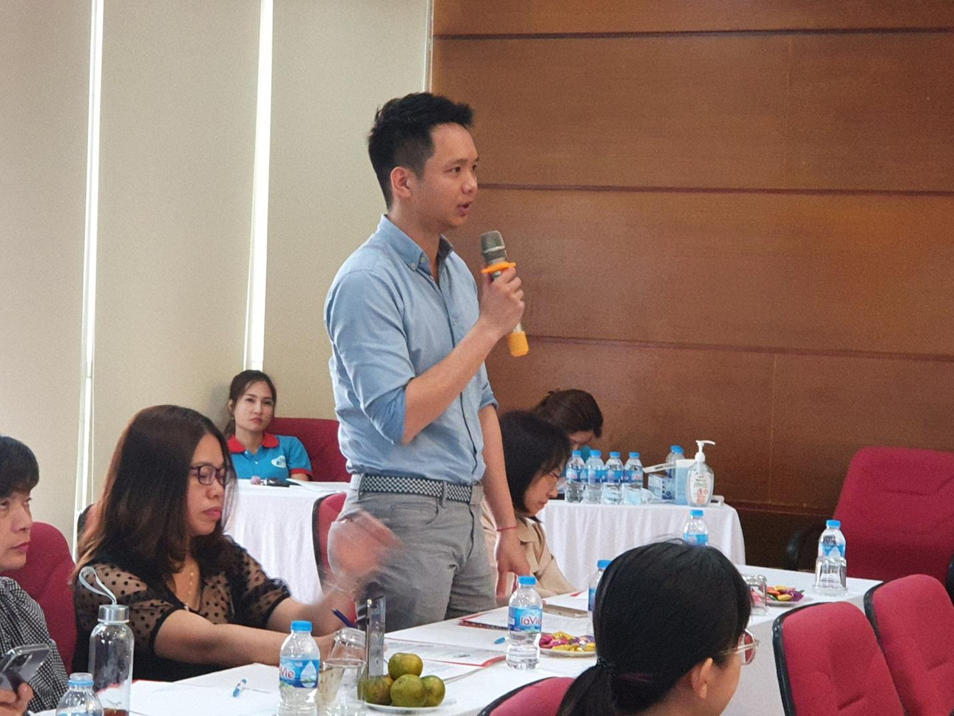 Đại diện các đơn vị tham gia thảo luận chia sẻ trong tọa đàm