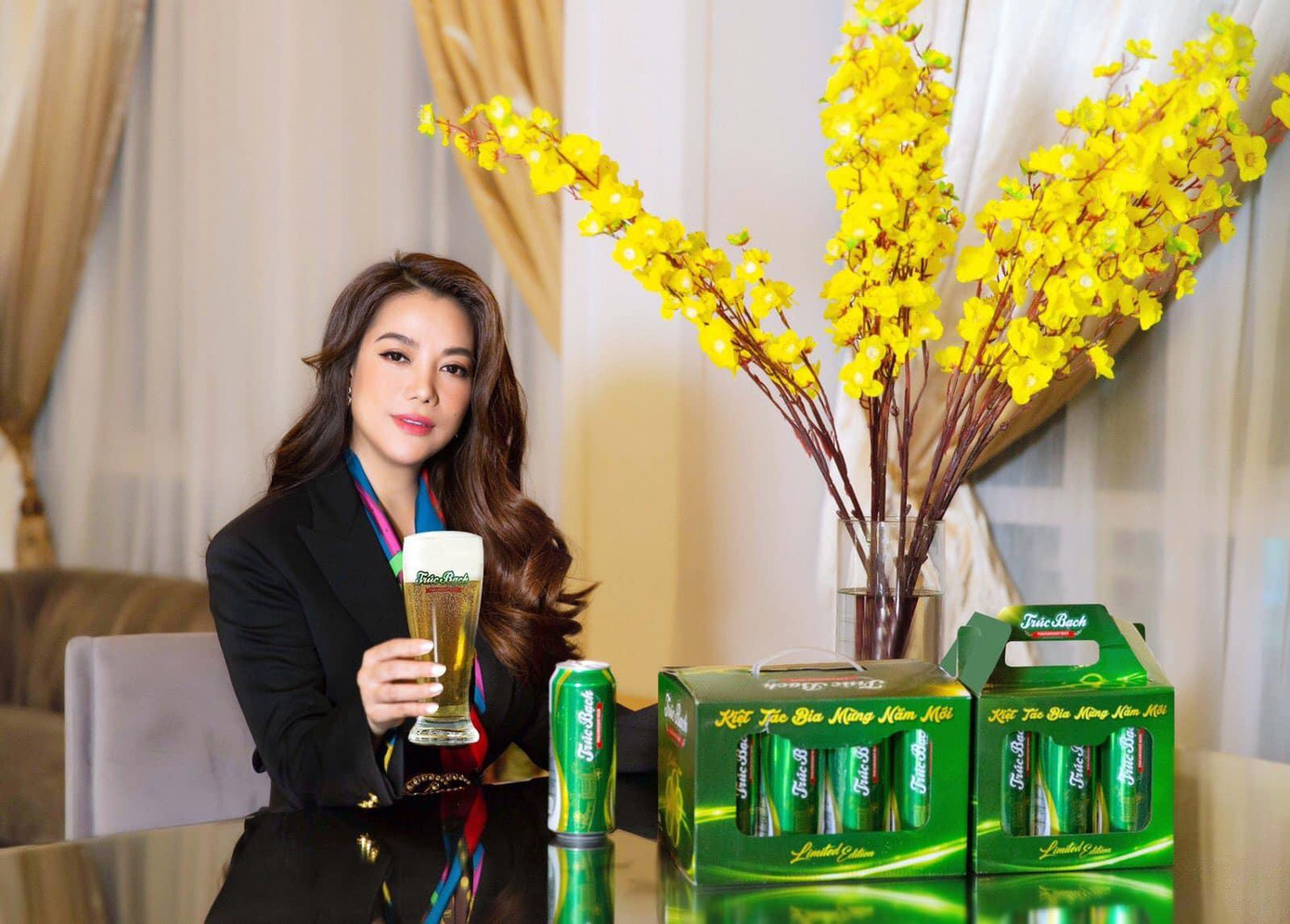 : Tự hào là người con của Thủ đô, Trương Ngọc Ánh chia sẻ Tết này sẽ trọn vẹn và ý nghĩa hơn nhờ hương vị tuyệt vời của Bia Trúc Bạch