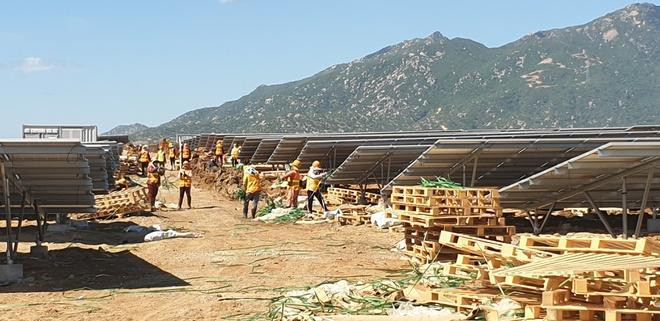 Nhà máy ĐMT dở dang (Ảnh: Thiện Nhân)