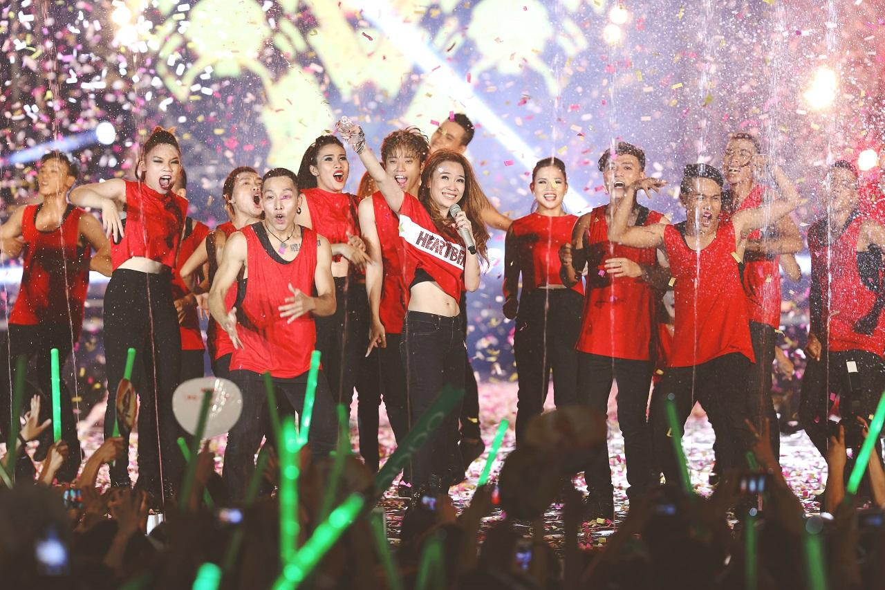 Sự trở lại của Mỹ Tâm trong liveshow “Tri Âm” được hàng triệu fan chờ đón. Sự trở lại của Mỹ Tâm trong liveshow “Tri Âm” được hàng triệu fan chờ đón.