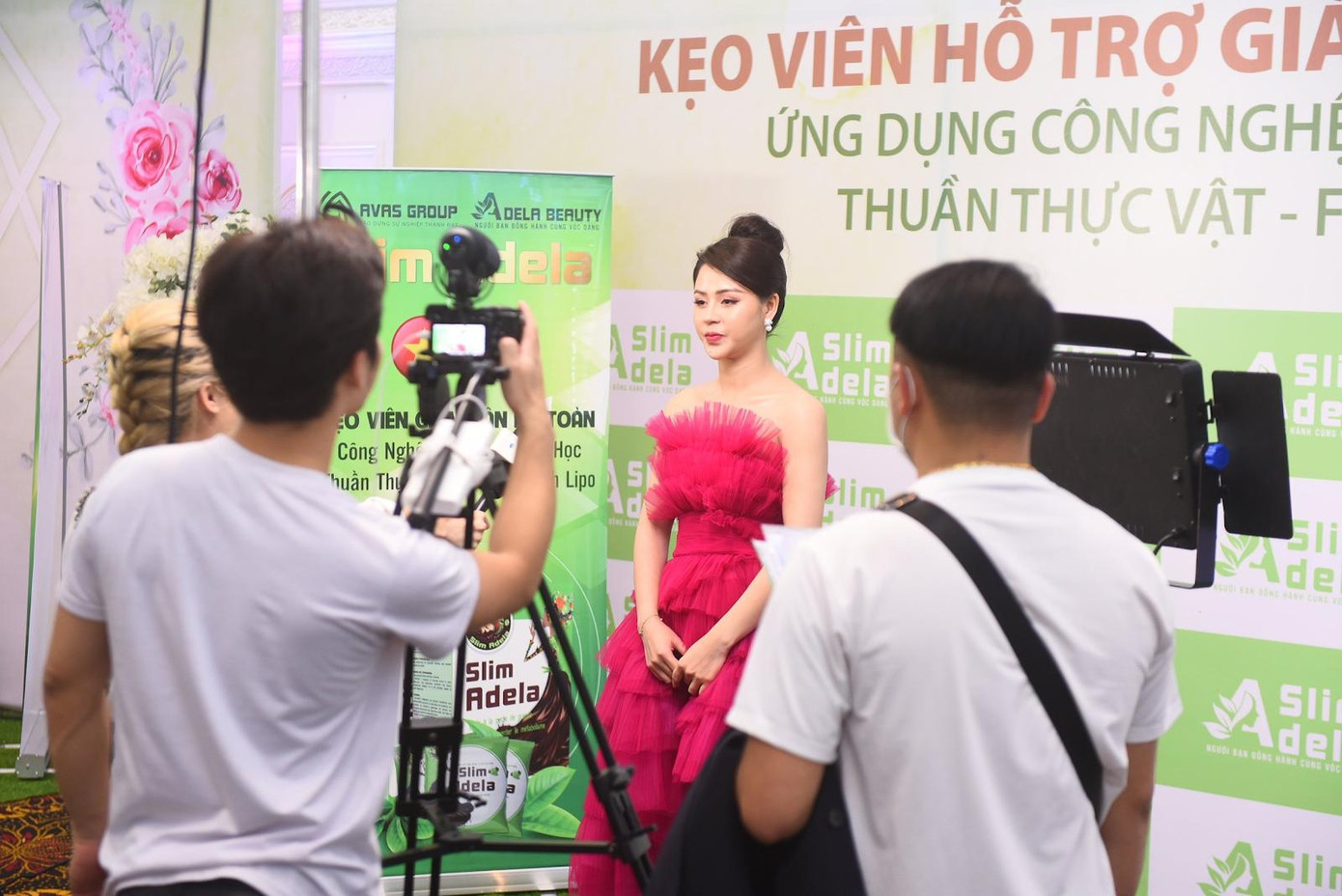 Lương Thu Trang cũng là một khách hàng trung thành của Slim Adela