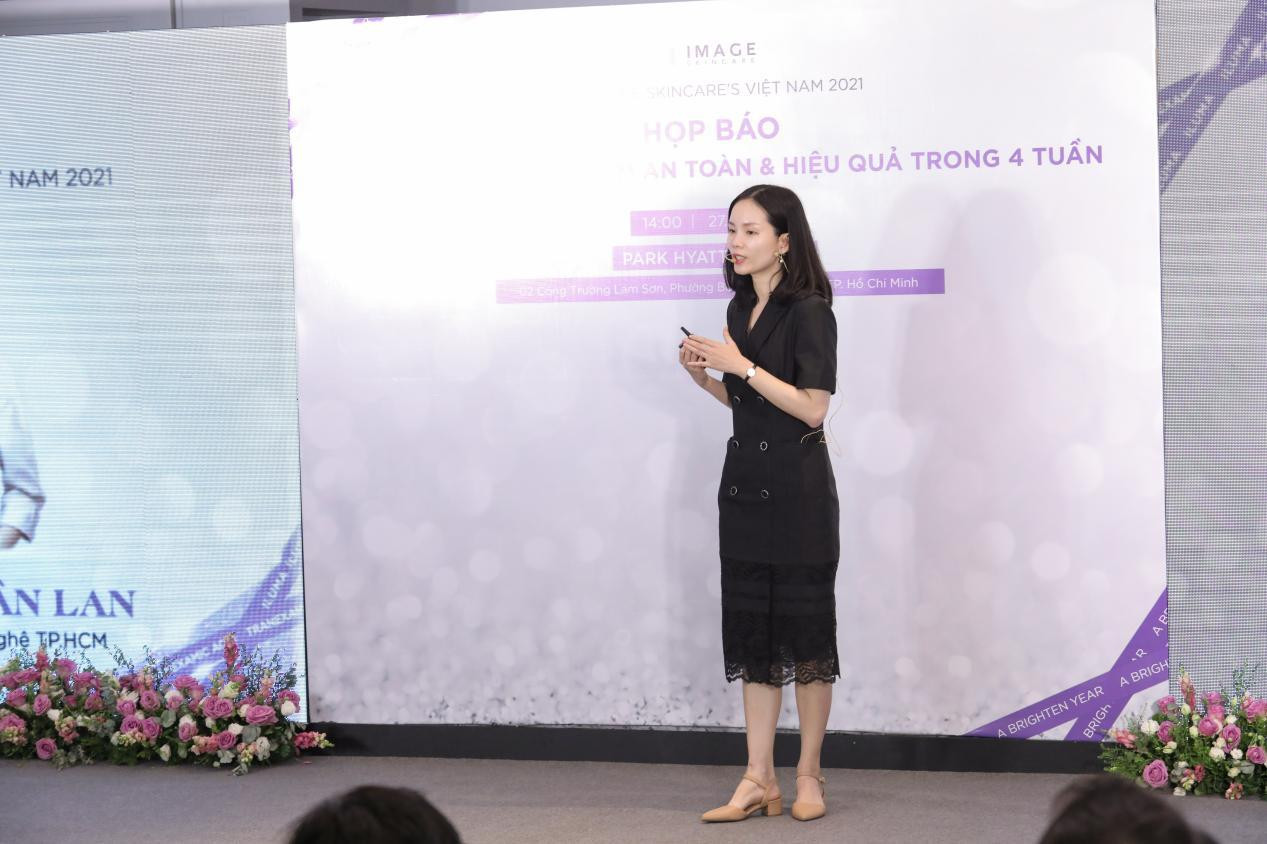 Tiến sĩ, dược sĩ Mai Xuân Lan.