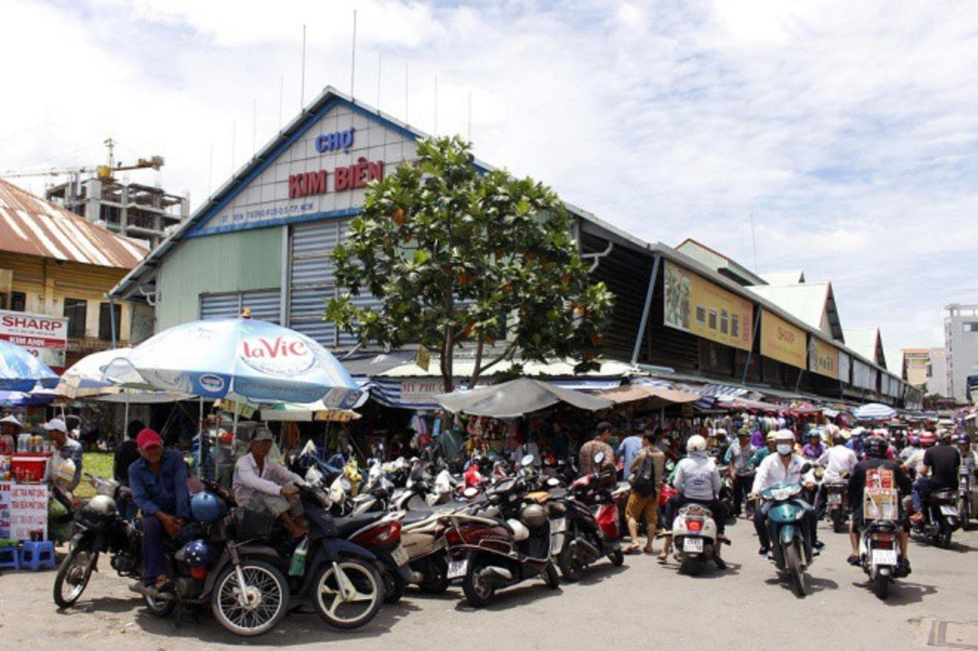 Chợ Kim Biên - nơi xảy ra vụ án phó Bí thư đâm chết Bí thư Chi bộ.