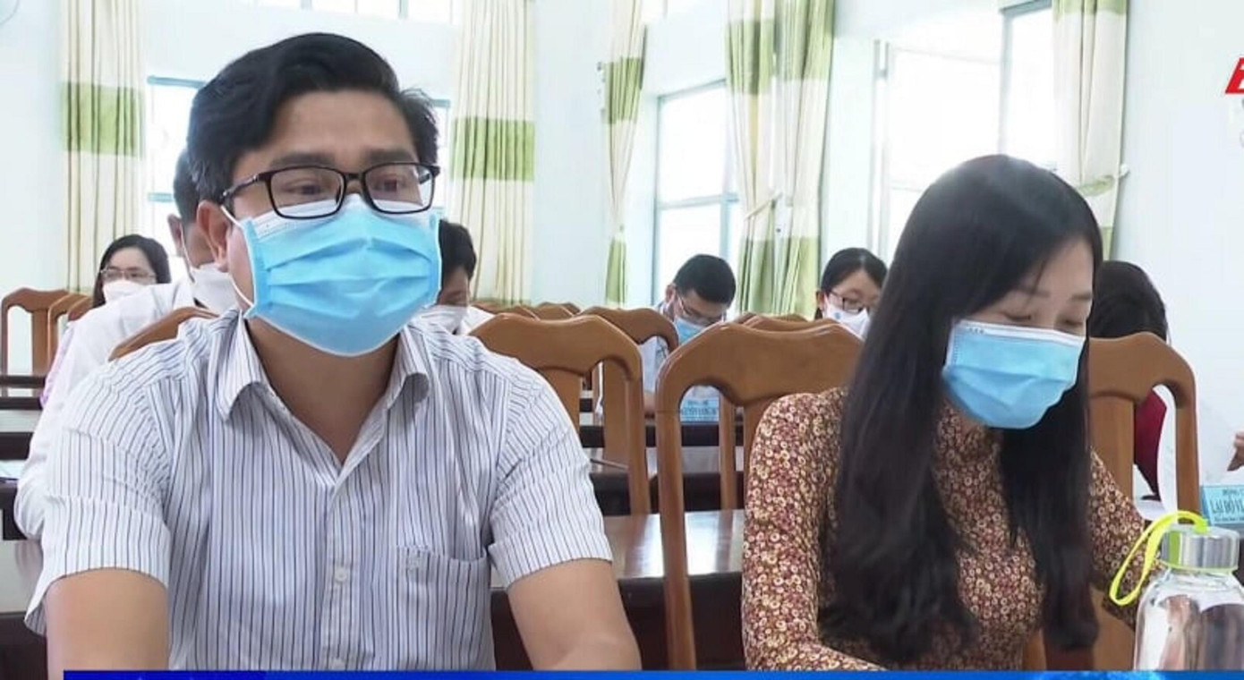 Anh Nguyễn Thanh Tùng - tân Bí thư Tỉnh đoàn Tây Ninh khóa XIII, nhiệm kỳ 2017-2022. Anh Nguyễn Thanh Tùng - tân Bí thư Tỉnh đoàn Tây Ninh khóa XIII, nhiệm kỳ 2017-2022.