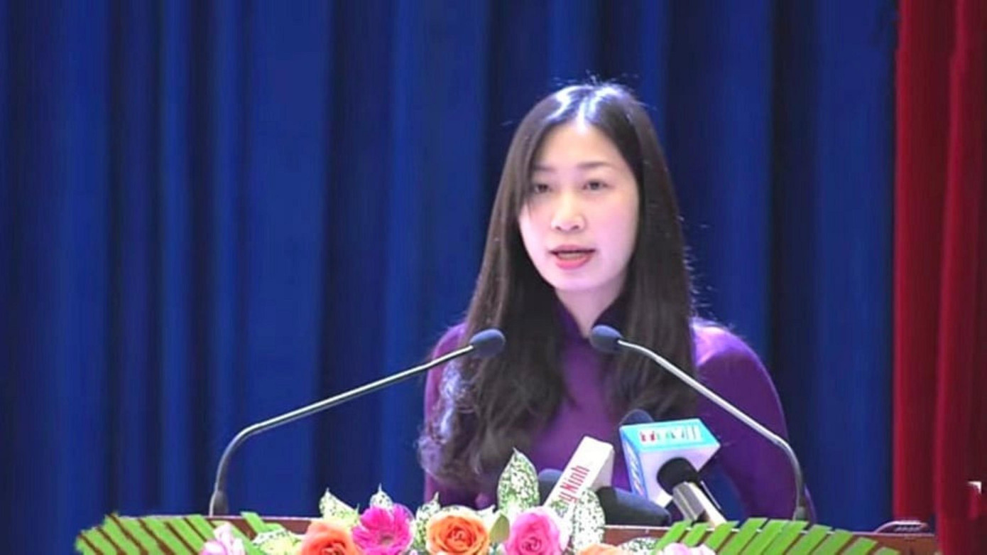 Bí thư Tỉnh đoàn Tây Ninh, chị Hoàng Thị Thanh Thúy - nay giữ chức phó Trưởng đoàn chuyên trách Đoàn Đại biểu Quốc hội tỉnh Tây Ninh. Bí thư Tỉnh đoàn Tây Ninh, chị Hoàng Thị Thanh Thúy - nay giữ chức phó Trưởng đoàn chuyên trách Đoàn Đại biểu Quốc hội tỉnh Tây Ninh.