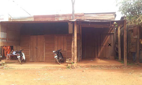 Phòng khám chui của bác sĩ Súa (X). Phòng khám chui của bác sĩ Súa (X)