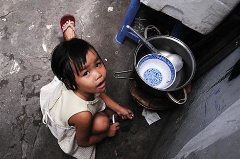 Những đứa trẻ này đều ước mơ sẽ có nhà to hơn để được ngủ thoải mái