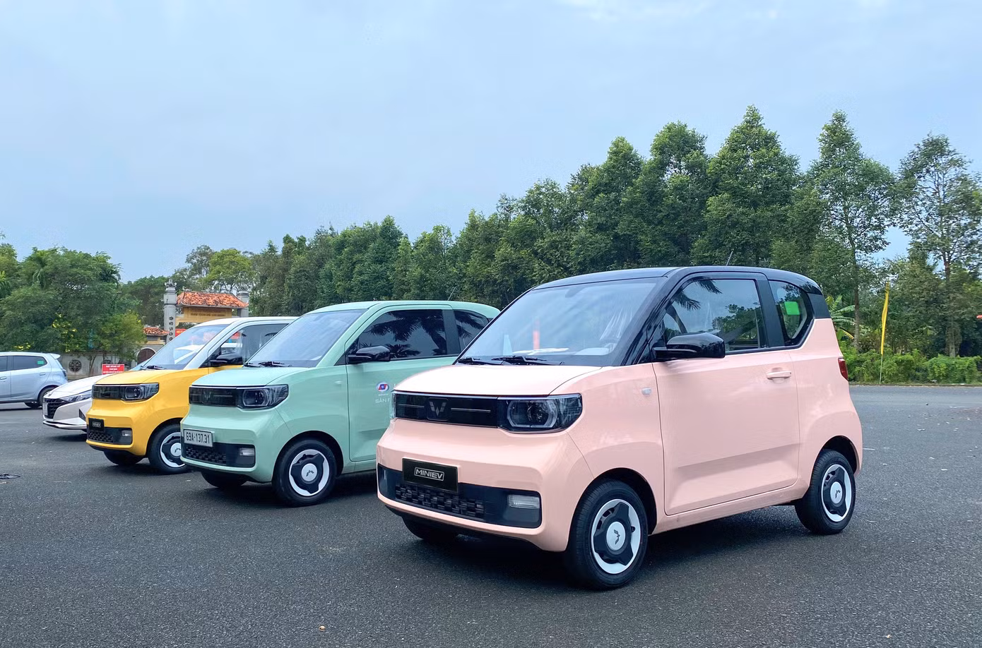 Wuling Mini EV được giảm giá với các mức khác nhau ở các đại lý. Ảnh: TMT Motors.