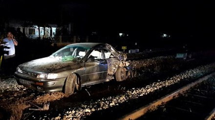 BẢN TIN ATGT: Con trai chết thảm, cha nguy kịch vì tông phải chó ảnh 4