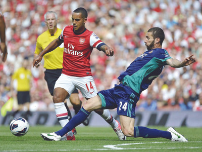 Arsenal đã buồn vào ngày đầu thiếu Van Persie