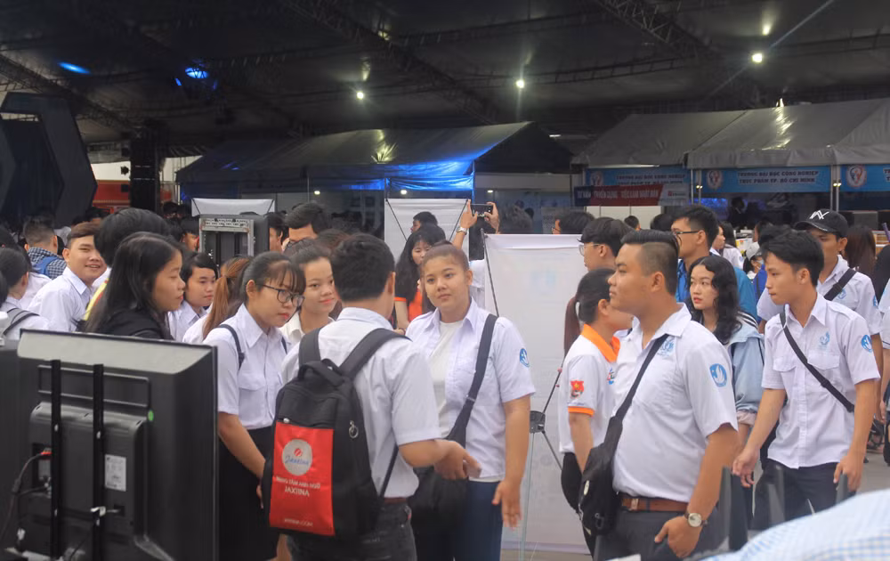 Sôi nổi sân chơi công nghệ 4.0 dành cho bạn trẻ TPHCM ảnh 5