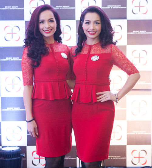 Kỷ niệm 20 năm bước chân vào làng người mẫu, cặp song sinh Thúy Hằng - Thúy Hạnh đã bất ngờ tách riêng và mở công ty đào tạo, giải trí của chính mình mang tên BB Plus. Á Hậu Dương Tú Anh Hoa hậu đông nam Á Phan Hoàng Thư Top 15 hoa hậu châu Á Thái Bình Dương Trương Tùng Lan Top 5 miss Ngoisao Hằng Kool Top 5 miss Ngoisao Đỗ Kiều Oanh Với tâm huyết qua 20 năm, với lòng yêu nghề và đầy nhiệt huyết của hai chị em cùng các cộng sự BB Plus đã chính thức ra đời, hoạt động với thương hiệu BB Academy & Entertaiment với hai mảng là đào tạo và cung cấp các dịch vụ giải trí. Vợ chồng diễn viên Minh Tiệp MC Tuấn Tú Sự có mặt của các mẫu nhí - Lớp học baby Pro