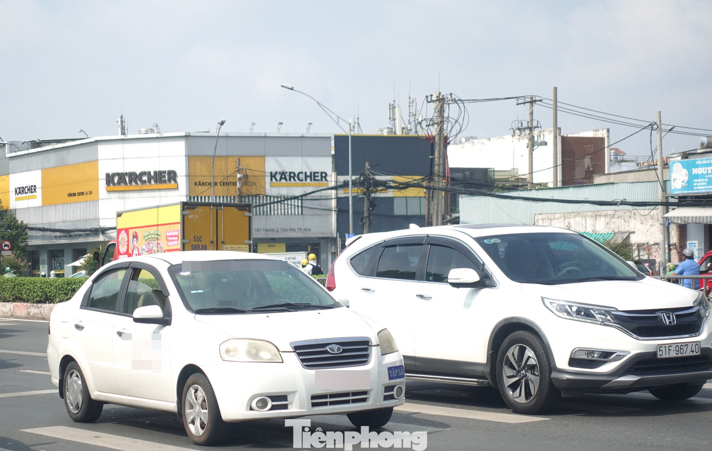 Nhiều học viên lái xe tại TPHCM cho biết đang phải chờ đợi rất lâu nhưng vẫn chưa được thực hành. Ảnh minh họa: Hữu Huy Nhiều học viên lái xe tại TPHCM cho biết đang phải chờ đợi rất lâu nhưng vẫn chưa được thực hành. Ảnh minh họa: Hữu Huy