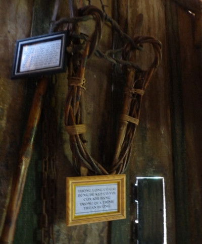 Bên trong nhà sàn cổ 130 năm tuổi của vua săn voi Buôn Đôn ảnh 4