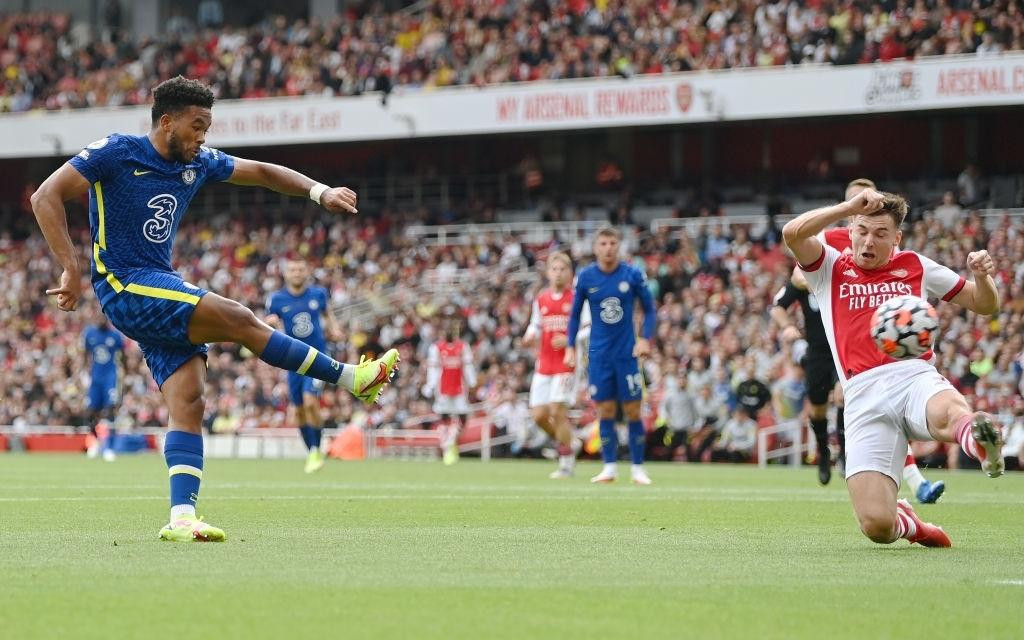 Arsenal vs Chelsea 0-2: Màn ra mắt ấn tượng của Lukaku ảnh 10