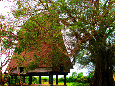 Nhà Rông ở Kon Tum