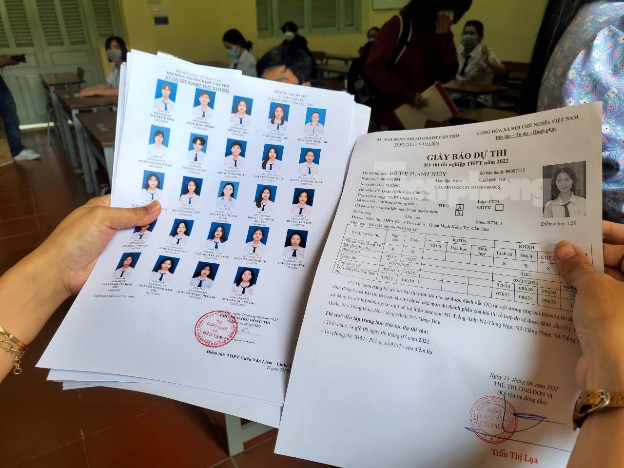 CẬP NHẬT: Hơn 1 triệu thí sinh háo hức làm thủ tục thi tốt nghiệp THPT 2022 ảnh 86 CẬP NHẬT: Hơn 1 triệu thí sinh háo hức làm thủ tục thi tốt nghiệp THPT 2022 ảnh 86