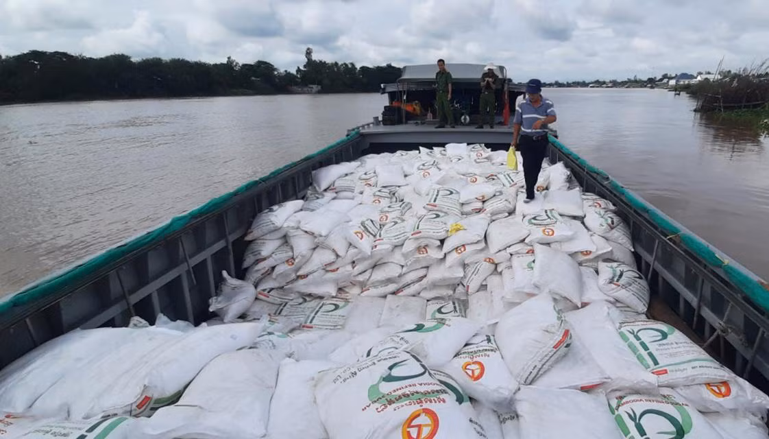 Tang vật thu giữ được. Tang vật thu giữ được.