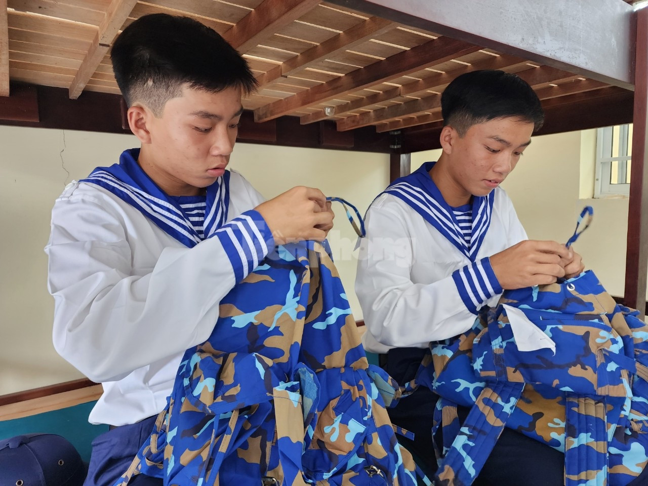 Hai tân binh song sinh 19 tuổi Phan Ngọc Thái và Phan Ngọc Nguyên.