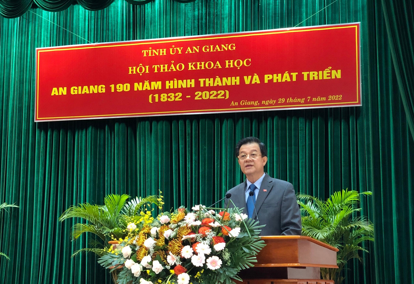 Ông Lê Hồng Quang - Bí thư Tỉnh uỷ An Giang, phát biểu tại hội thảo. Ảnh: Kim Hà. Ông Lê Hồng Quang - Bí thư Tỉnh uỷ An Giang, phát biểu tại hội thảo. Ảnh: Kim Hà.