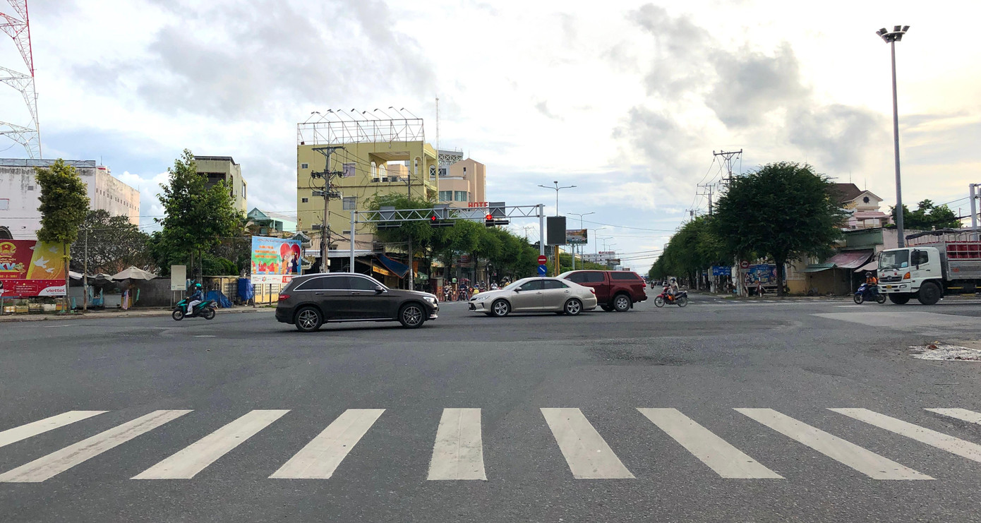 Cần Thơ "nới lỏng" sau hơn 2 tháng "đóng cửa" - Ảnh: Kim Hà. Cần Thơ "nới lỏng" sau hơn 2 tháng "đóng cửa" - Ảnh: Kim Hà.