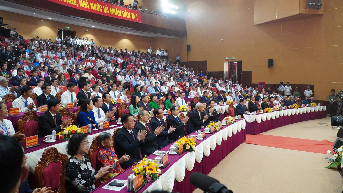 Các đại biểu tham dự lễ Kỷ niệm 100 năm Ngày sinh Thủ tướng Võ Văn Kiệt.