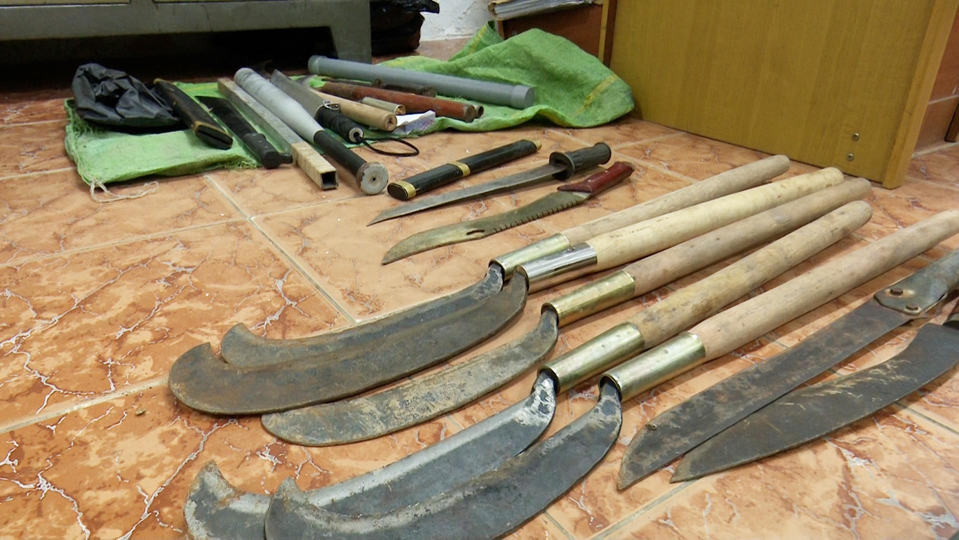 Các hung khí nguy hiểm thu giữ được.