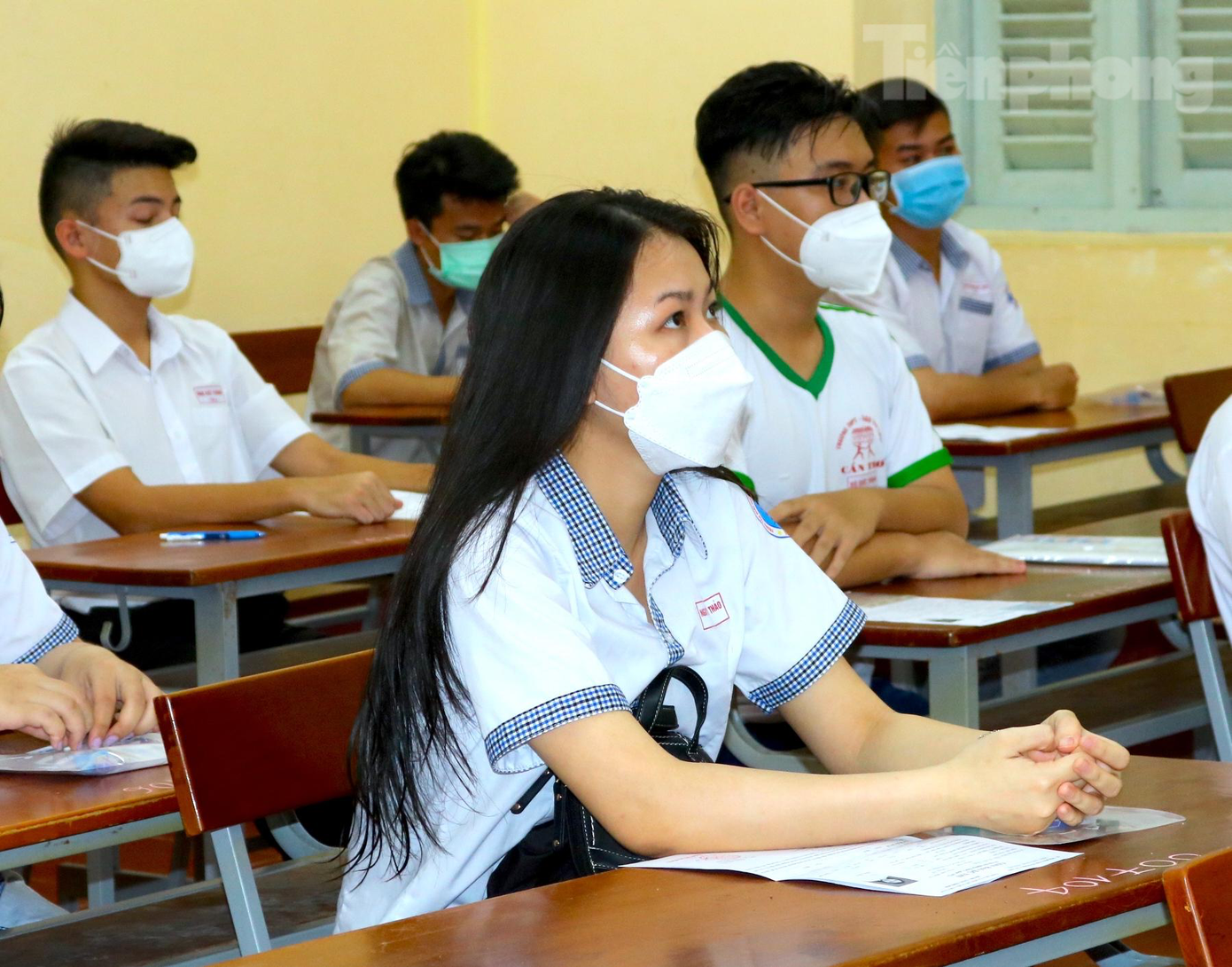 Số lượng thí sinh đăng kí dự thi năm 2022 tại Cần Thơ là 12.244 em, tăng nhẹ so với năm trước - Ảnh: Kim Hà. Số lượng thí sinh đăng kí dự thi năm 2022 tại Cần Thơ là 12.244 em, tăng nhẹ so với năm trước - Ảnh: Kim Hà.