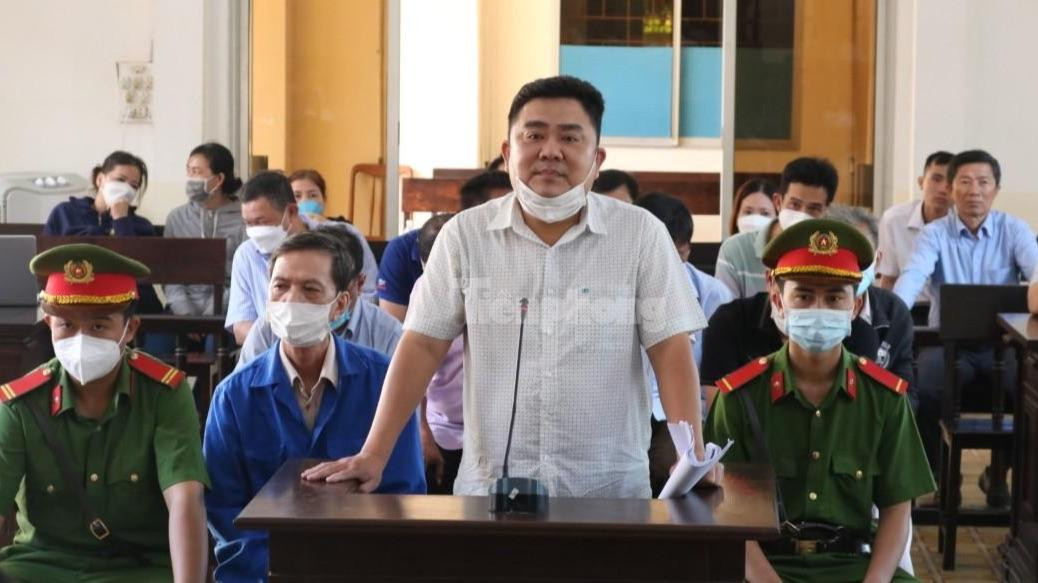 Bị cáo Chiến cho rằng, Hải là người đề nghị chi phần trăm cho bị cáo - Ảnh: Kim Hà. Bị cáo Chiến cho rằng, Hải là người đề nghị chi phần trăm cho bị cáo - Ảnh: Kim Hà.