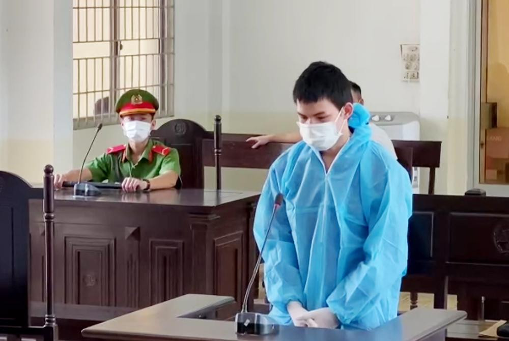 Bị cáo Nghĩa. Bị cáo Nghĩa.