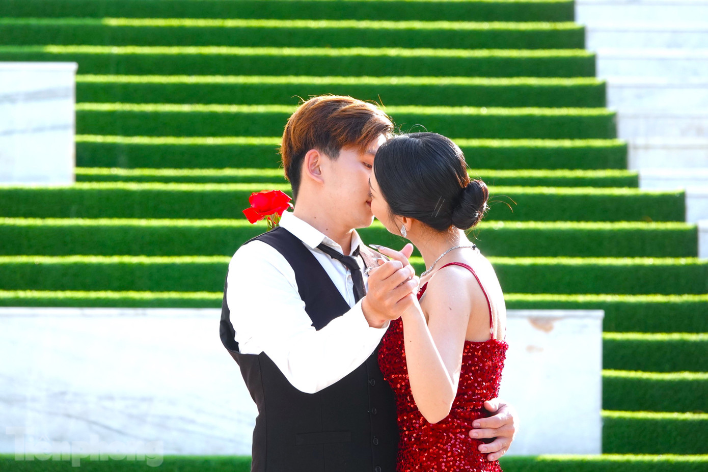 Đặc biệt, nhiều cặp đôi còn chọn nơi này để thực hiện các bộ ảnh kỷ niệm nhân dịp Lễ tình nhân năm nay.