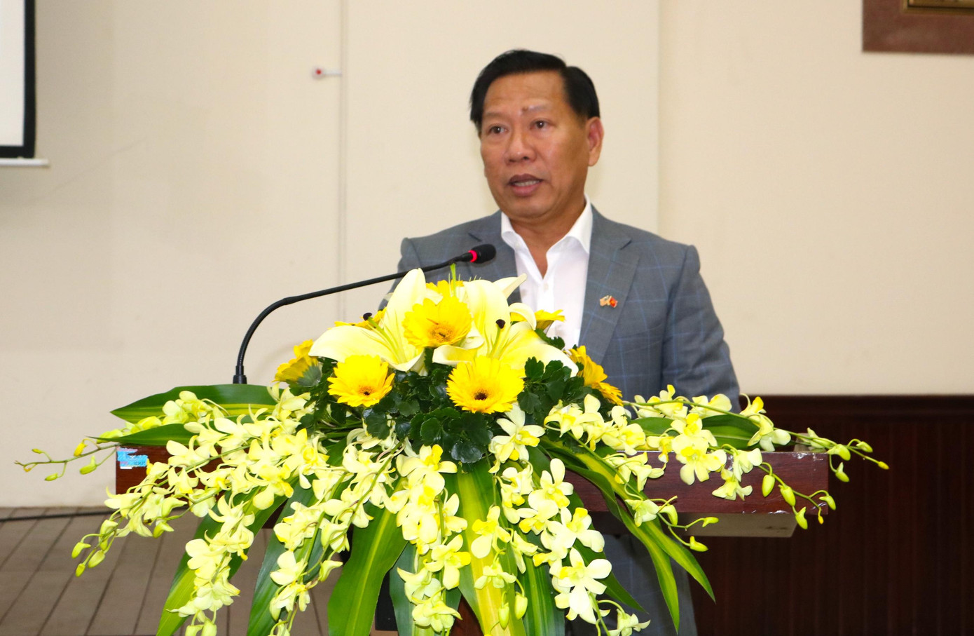 Ông Trần Anh Thư - Phó Chủ tịch UBND tỉnh An Giang phát biểu tại hội nghị. Ông Trần Anh Thư - Phó Chủ tịch UBND tỉnh An Giang phát biểu tại hội nghị.