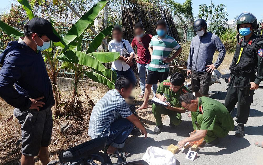 Hiện trường vụ bắt 51kg vàng.